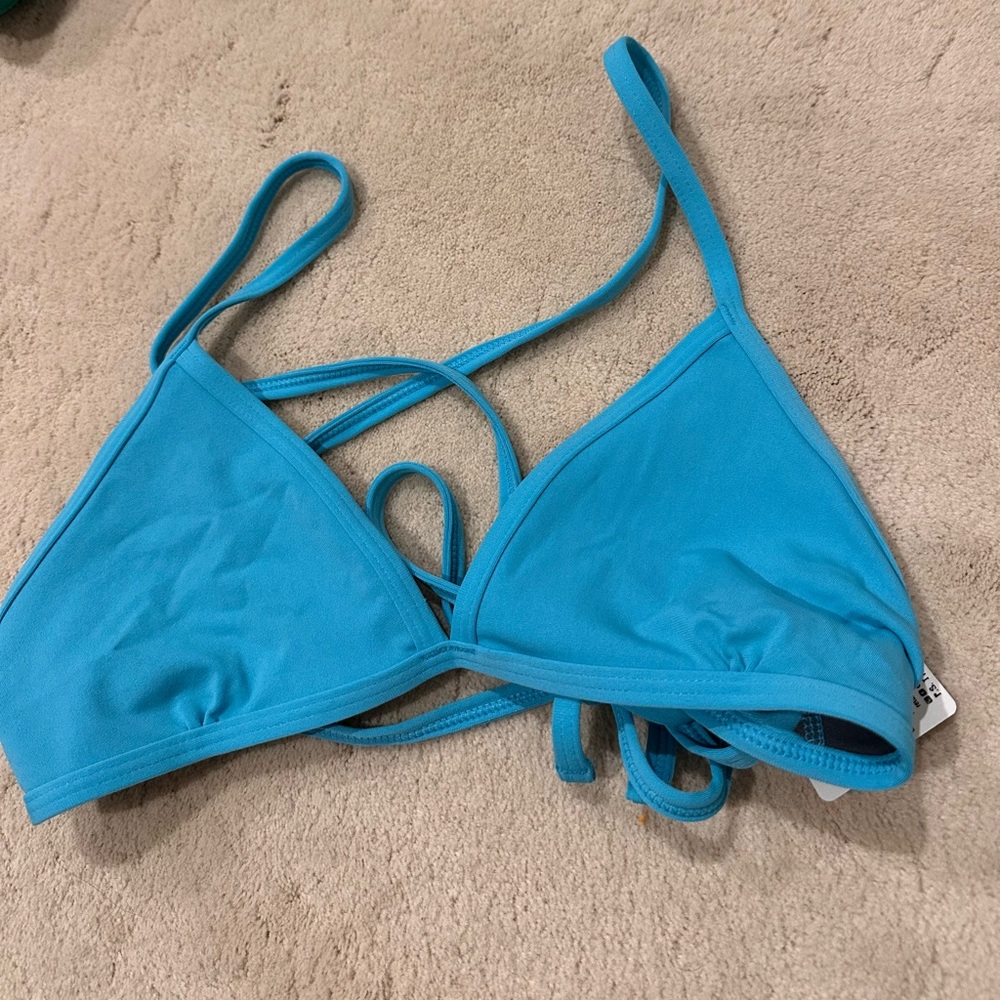 Jolyn Triangle Top Size L